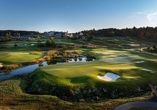 Hills Golf & Sports Club